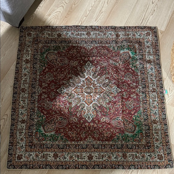Ornate Red and Green Square Rug - Picture 1 of 1